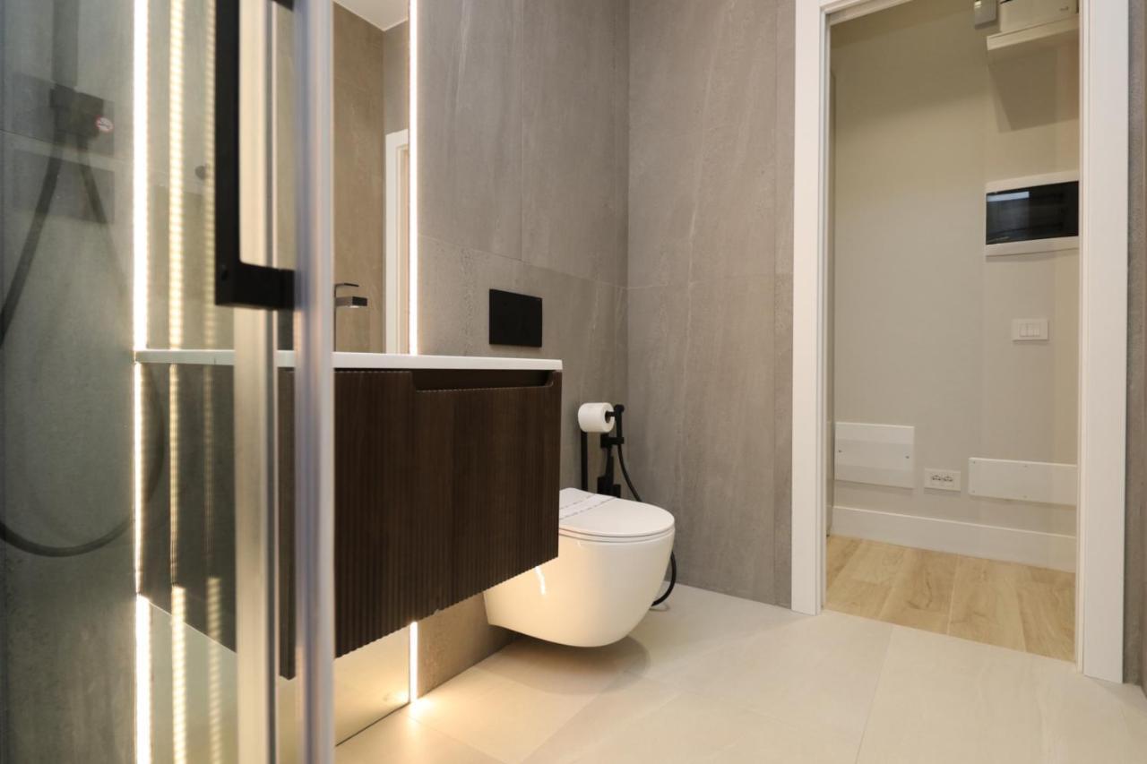 Renovated & Fully Equipped-Luxurious-2Room Fontana Suite, It Just Doesn'T Get Any Better! Ольбія Екстер'єр фото